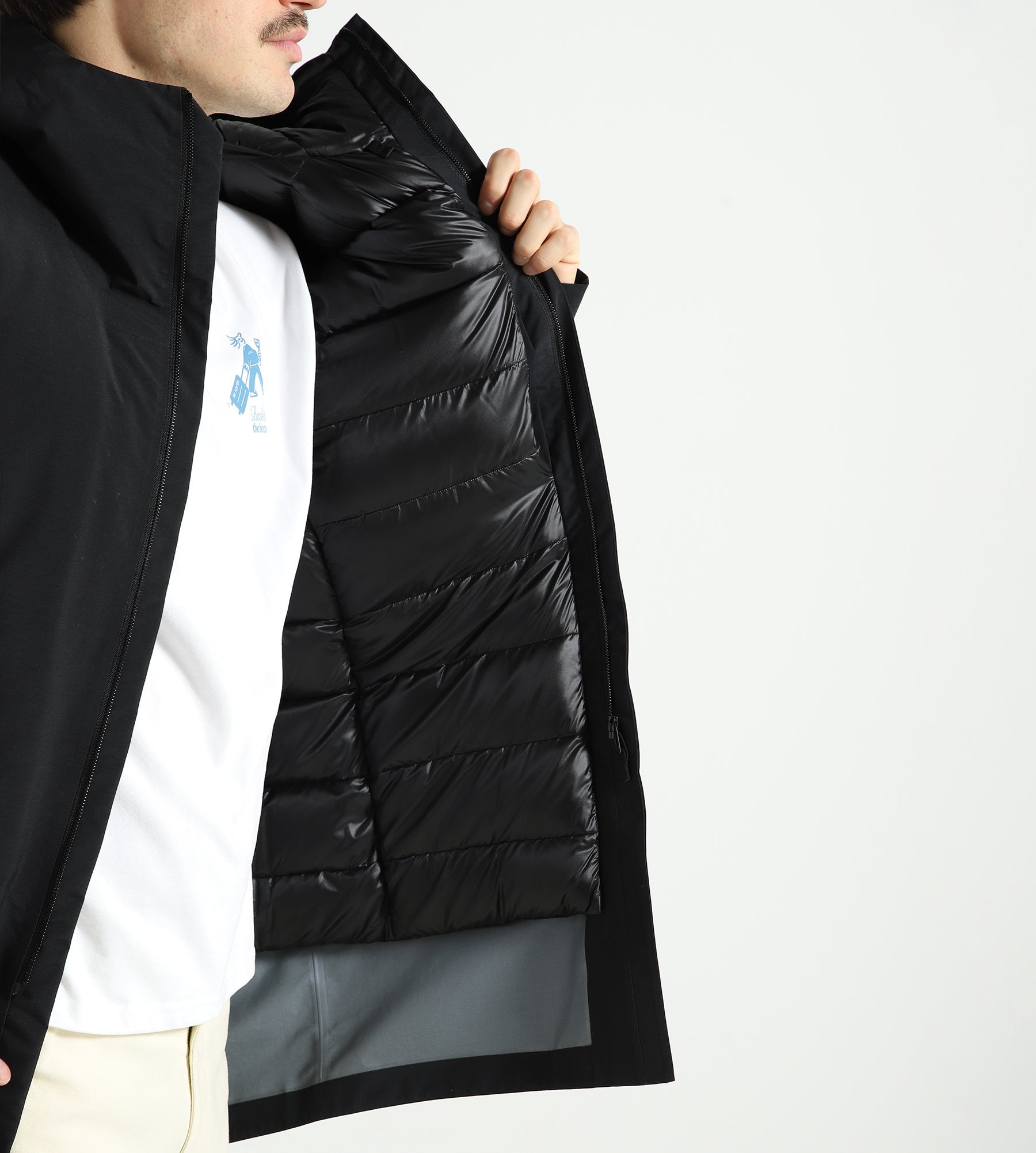 Veilance Monitor Down Coat Black - Image 7